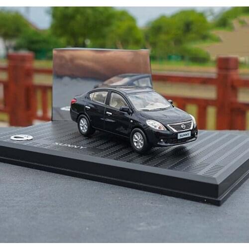1:43 Scale Nissan Sunny Alloy high simulation Static mini car model Die-casting model toy gift With original box