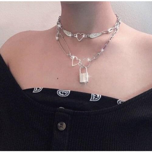 Fashion Zircon Butterfly Necklaces for Women Color Alloy Butterfly Pendant Necklace Choker Collarbone Chains Jewelry Accessories