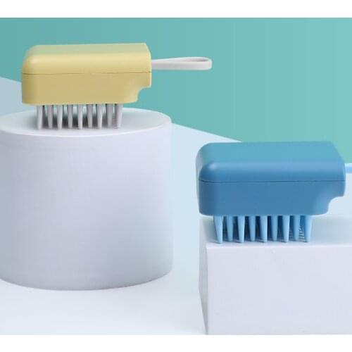 Pet bath brush Cat and dog massage brush Universal bath brush Cleaning products and beauty products Shower hair removal