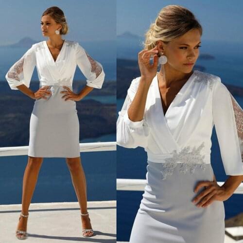 Classic 2021 Short Silver Mother of the Bride Dresses Knee Length Wedding Party Dresses with 3/4 Sleeve Mother Dresses Lace