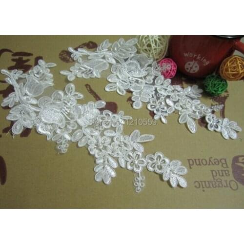 High Quality Off White Faux Exquisite Pearl Pair of Lace Applique For Head Decoration