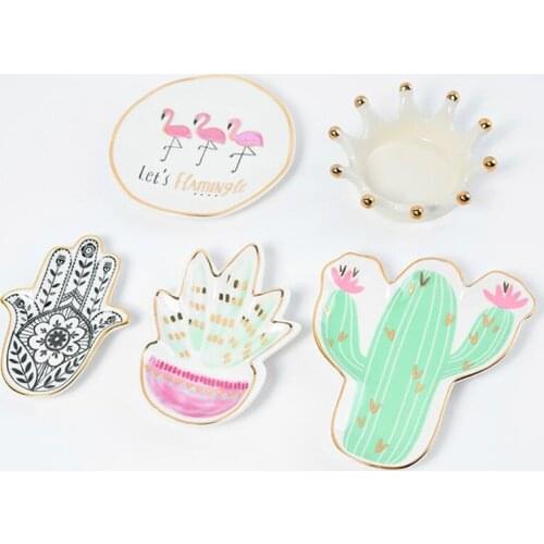 Creative Cute Gold-Painted Ceramic Small Dish Dessert Dish Seasoning Dish Jewelry Ring Necklace Storage Tray
