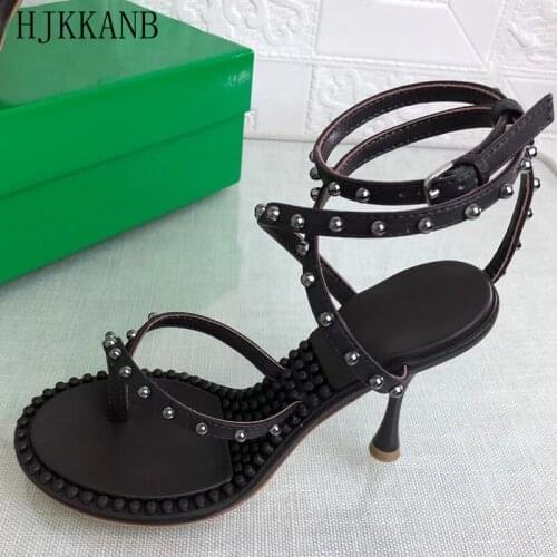Solid Color Clip Toe High Heel Sandals Women Summer Rivet Decoration Sexy Party Dress Shoes Roma Style Gladiator Sandals Ladies
