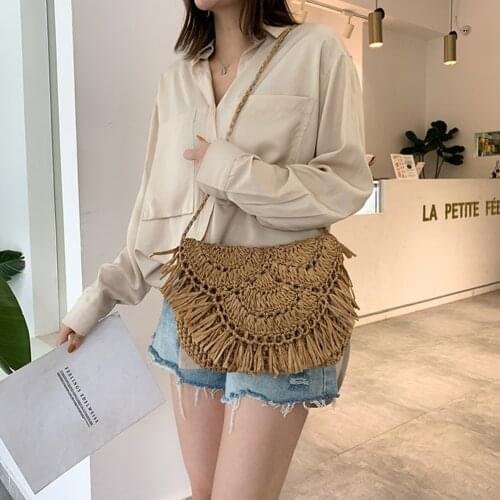 Summer Beach Vacation Women Tassels Woven Bag Straw Rattan Weave Shoulder Crossbody Bags Ladies Fashion Tassels Handbag Purse