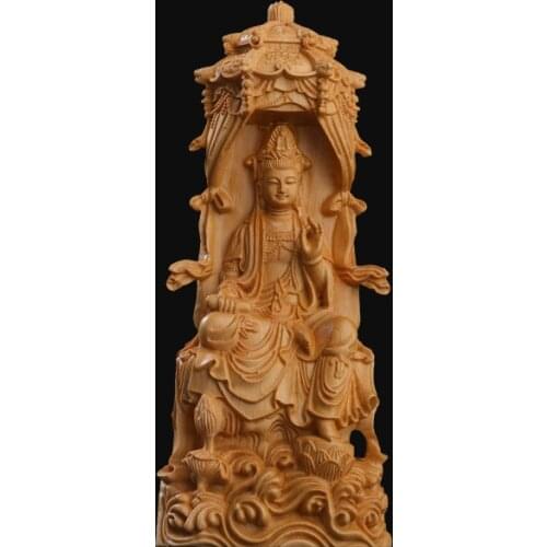 Solid wood carving of cypress Guanyin Buddha Chinese Buddha Statue Modern handmade art craft， Home Feng Shui Decoration Statue