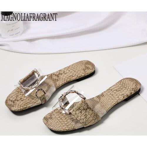 Luxury brand new crystal slippers cut out summer beach sandals Fashion women slides outdoor slippers indoor slip ons flip flops