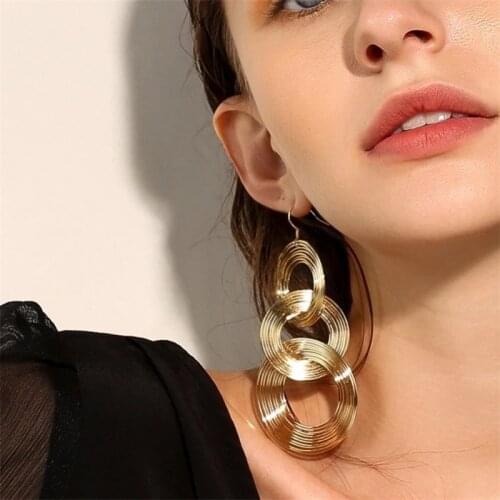 2021 Ladies Retro Exaggerated Punk Earrings Multilayer Metal Circle Eardroptrend Hip Hop Nightclub Party Ear Studs Jewelry Gifts