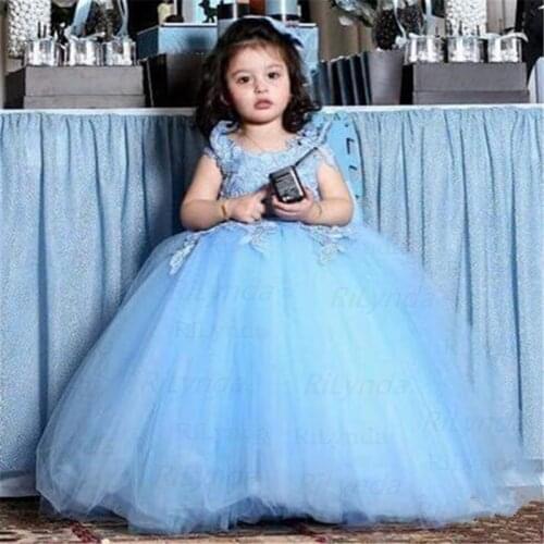 Flower Girls Dresses Lace Applique Tulle Puffy Capped Sleeves Long Floor Pageant Dresses Party Communion Dresses Wedding Gowns
