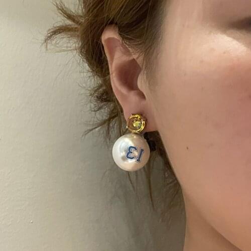 Korean fashion champagne zircon large pearl letter graffiti personality stud earring jewelry for women lady 2021 party gift