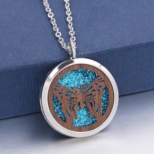 1pc Hollow Floating Butterfly Locket Wood Pendant Jewelry Aroma Perfume Fragrance Essential Oil Diffuser Locket Necklace