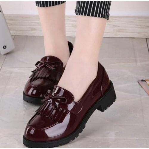 New fashion Women shoes Low Heels Fashion Tassels Patent Leather Platform Shoes For Woman Sewing Slip On Female Footwear shoes