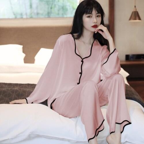 2021 New Spring Summer Ice Silk Womens Pajamas Suit Silk Loose Cardigan Thin Color Contrast Hemmed Home Suit Sexy Sleepwear