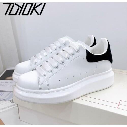 Tuyoki Woman Vulcanize Shoes Fashion Flats Thick Bottom Platform Mixed Color Casual Ladies Footwear Size 34-43