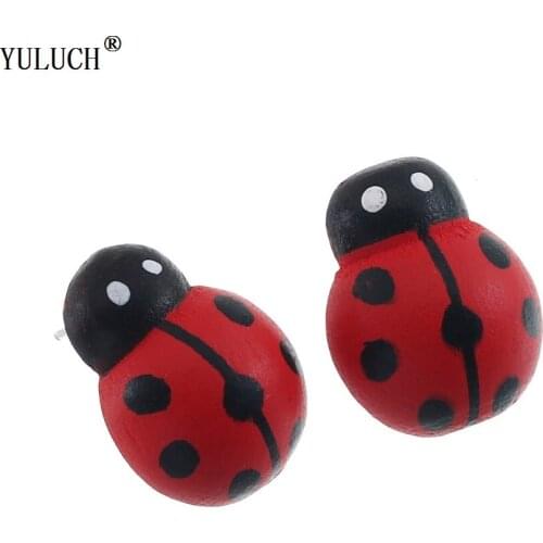 YULUCH New Arrive Wooden Stud Earrings Handmade Animal Coccinella Septempunctata Wooden Stud Earrings For Woman Girls Party Gift