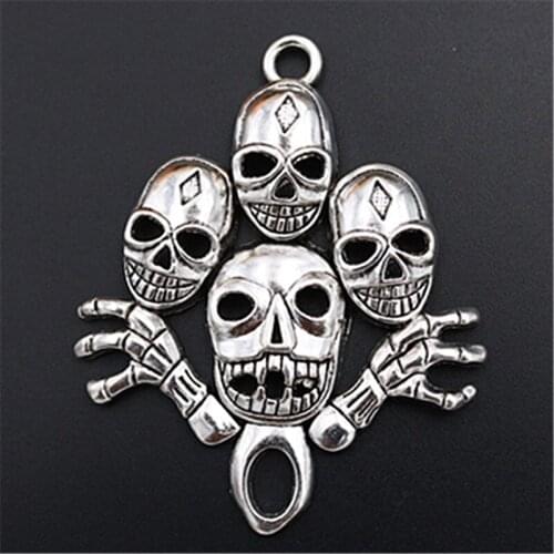WKOUD 2pcs Silver Plated Ghost Claws 4 Skull Charm Punk Necklace Key Chain DIY Halloween Metal Jewelry Alloy Pendants A1426