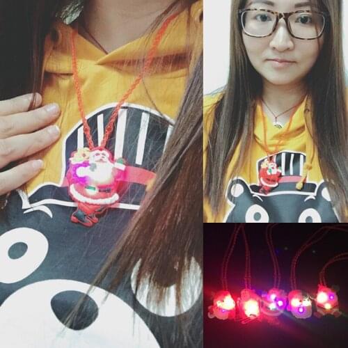 2018 Led Clothes 100pcs/lot Glow Cartoon Santa Claus Christmas Tree Necklace Light Up Led Flashing Toys Party Chrismas Supplies