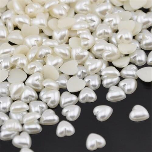Free Shipping 50Pcs 8mm Beige Color Imitation Pearls Half Round Flatback Heart Shape Beads Wedding Cards Embellishments