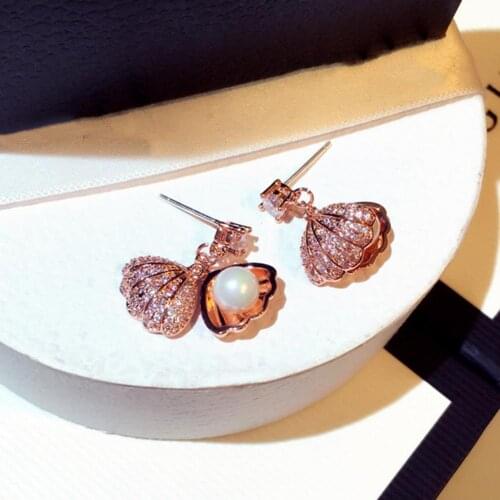 Fashion Popular Women Faux Pearl Shell Pendant Stud Eardrop Earrings Banquet Jewelry