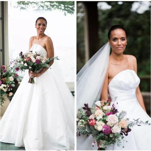 Classic White Strapless Wedding Dresses Bodice with Sweep Train Ball Gown Wedding Dresses Satin bridal Dresses robe de soiree