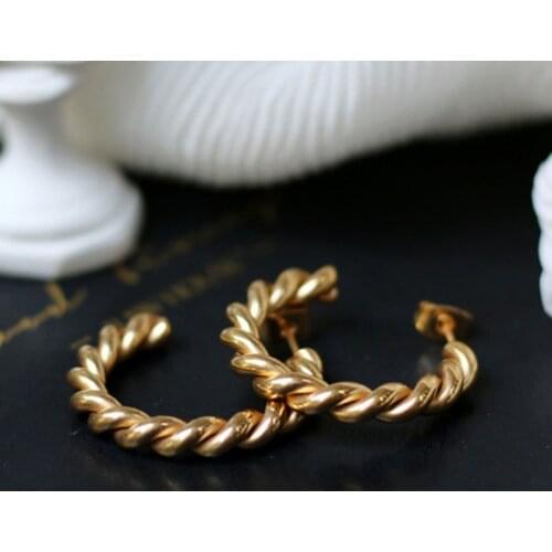 Twist rope hoop earring gold stainless steel C half stud hoop earrings for women 30mm ins chic popular fashion jewelry 2020