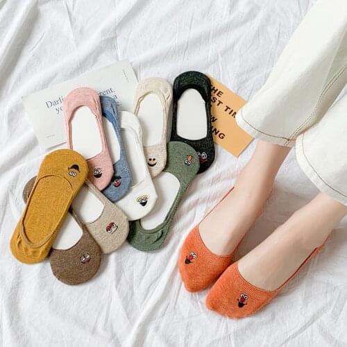 5 pairs of womens solid color cartoon cotton Harajuku socks Fashion summer socks womens slippers soft socks