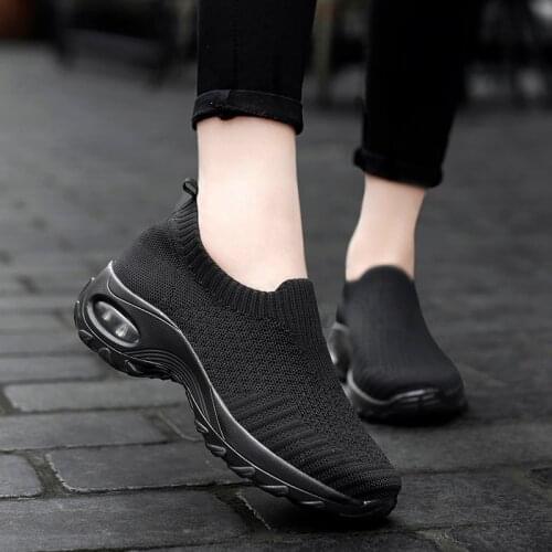 Women Tennis Shoes Breathable Mesh Height-increasing Slip-on Sports Female Sock Footwear Thick Platforms Woman Sneakers Outdoor