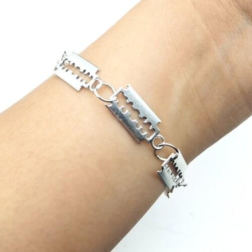 Small Wire Brambles Iron Unisex Choker Bracelet Women Hip-hop Gothic Punk Style Barbed Wire Little Thorns Bracelet Choker Gifts