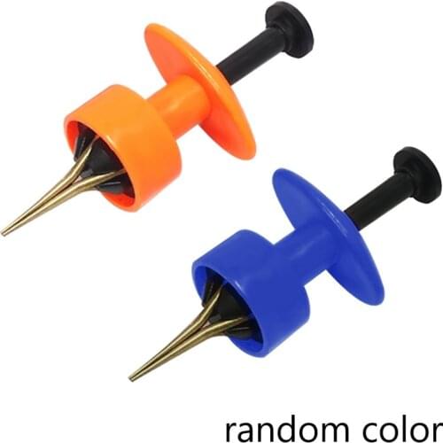 1PCS Portable Fishing Baits Lightweight Clip Fishing Lures Professional Earthworm Bloodworm Clip Fishing Tackle Accessory