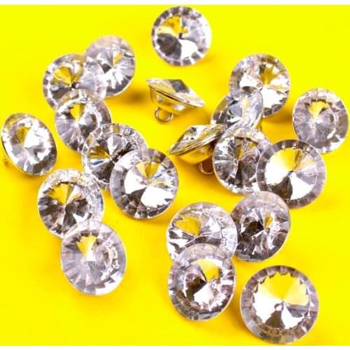 Pulaqi Buttons
