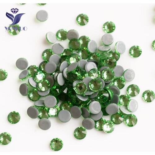 YANRUO 2058HF Peridot Hotfix Rhinestone Crystal Green Stones High Quality Strasss Hot Fix Flatback Rhinestones For Clothing