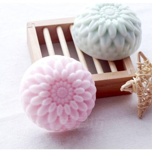 29.7x17.5cm Chrysanthemum Shape Silicone Mold Soap Forms DIY Handmade Flexible Silicone Soap Mold Soap Making Supplies Cake Deco