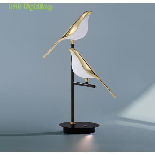 Bird LED Desk Lamp Parlor Hotle Room Atmosphere Decoration Table Light Childrens Gifts Adjustable Angle Home Luminaire