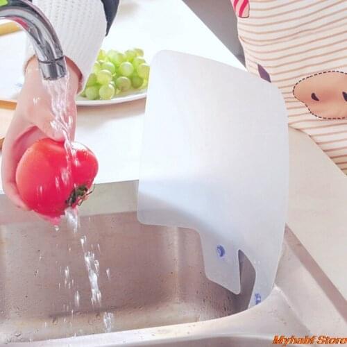 Kitchen Sink Water Splash Guards with Sucker Waterproof Screen for Dish Fruit Vegetable Washing Anti-splash Board Baffle Plate