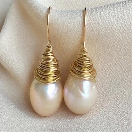 White Baroque Pearl Earrings Gold Ear Drop Dangle Mesmerizing Accessories Irregular Aurora Luxury Flawless Hoop Wedding Cultured