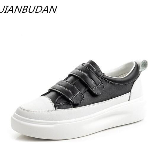JIANBUDAN Leather shoes spring casual womens flat shoes Light comfortable girl walking shoes Flat platform sneakers 2020 new