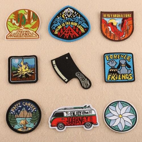 20pcs/lot Round Embroidery Patches Letters Camp Bus Knife Floral Clothing Decoration Accessories Diy Iron Heat Transfer Applique