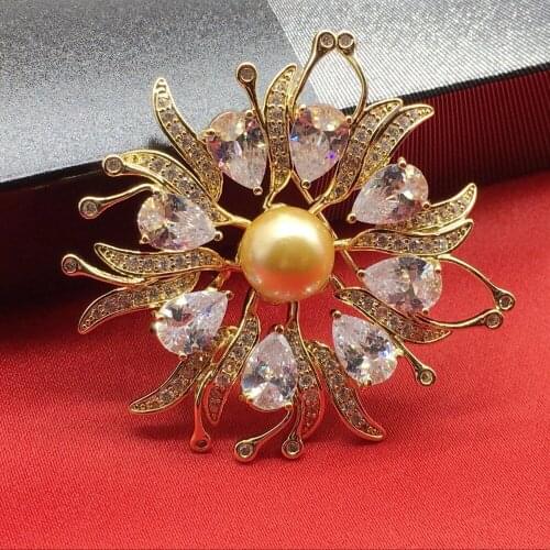 Micro zircon brooch round flower pearl brooch pendant ladies zircon fluorescent pin women