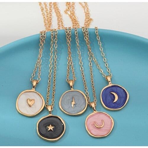 Moon Star Round Pendant Necklace For Wome Gilrs Gold O-chain Jewelry Elegant Choker Necklaces Charms Gifts
