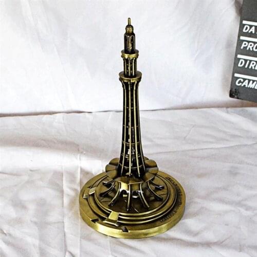 Travel Souvenir Pakistan Tower Model Ornament Tower Model Desktop Decor