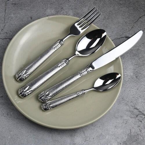 Stainless Steel Dinnerware Set Luxury Steak Knife Forks Spoon Portable Dinnerware Set Travel Cutlery Vajillas Tableware DI50DC