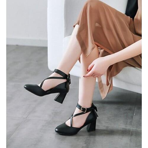 Sweet Sandals Womens Thick Middle Heel Summer Bandage Powder/Black/White Bowknot Princess Women Shoes Cosplay Student Shoes
