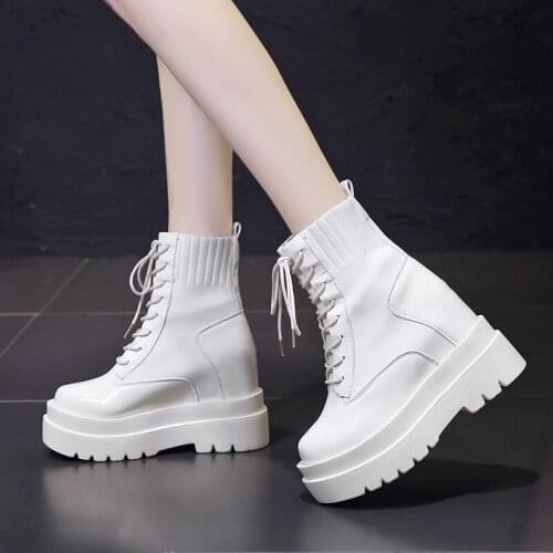 Martin boots womens spring and autumn single boots 2021 new British style thick-soled boots net red inner high boots for women