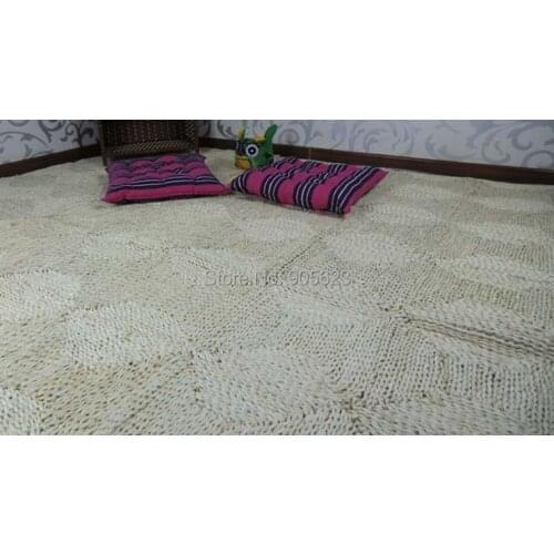 Rustic straw rug, braid two-color mat , corn husk handmade pad,knitted carpets , 0556,straws carpet