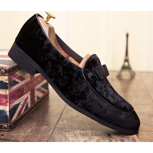 2021 Men Shoes Fashion Business Dress Shoes Wedding Shoes Men Loafers Footwear Retro Pointed Toe Men Leather Shoes Black Blue