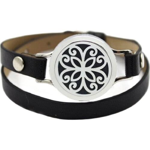 1PC Black Leather Bracelets Hearts Essential Oil Diffuser Perfume Locket Bracelet&Bangle For Perfume Locket Pads (free pads)