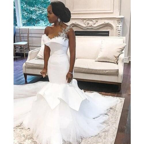 African Black Girls Mermaid Wedding Dresses Sexy One Shoulder Bridal Gowns Crystal Beaded Garden Custom Made Wedding Dress