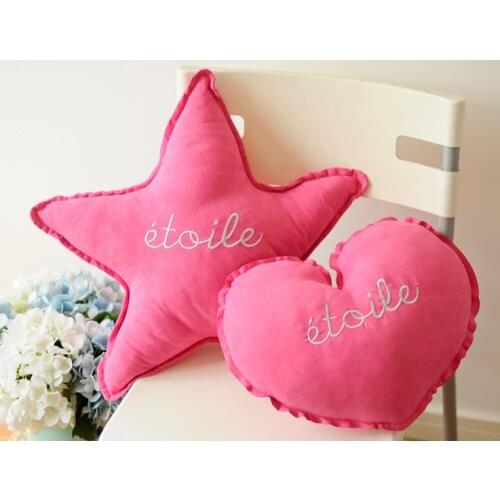 Home decoration soft heart shape cushion Cartoon heart shape sleep pillow Plushed cartoon pillow for girls