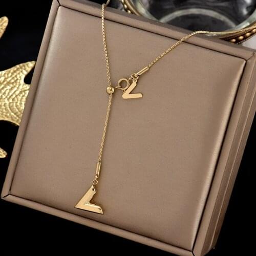 316L stainless steel fadeless adjustable temperament new cold wind double V collarbone chain feminine Roman Sen necklace chain
