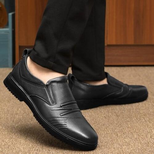 Mens Luxury Fashion Business Casual Daily All-match Loafers Comfortable Genuine Leather Footwear Flats for Men Slip Shoes
