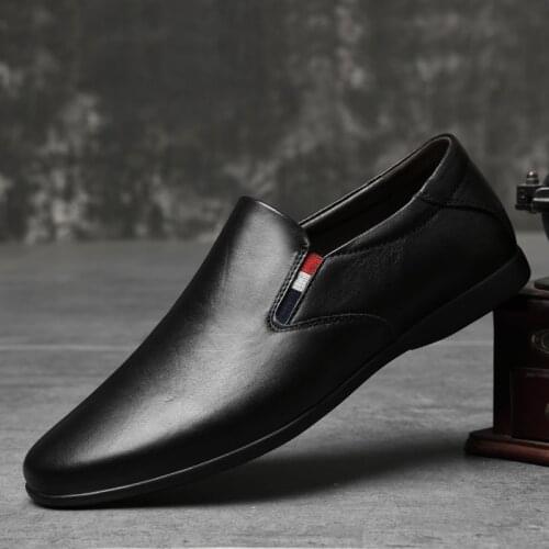 Men Casual Shoes Spring & suumer New Moccasins Flat Footwear Male Genuine Leather Comfy Boat Shoe Lightweight Loafer Shoes Men